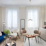 Unico Alfalfa Apartment